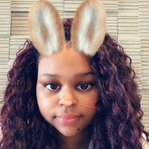 Meet your Posher, Brittney